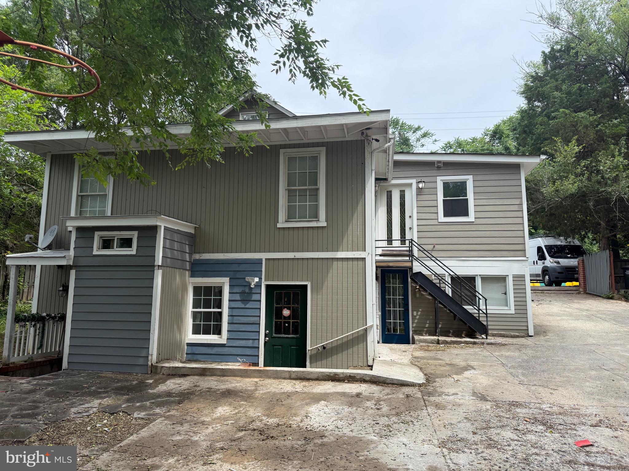 BLADENSBURG - Residential