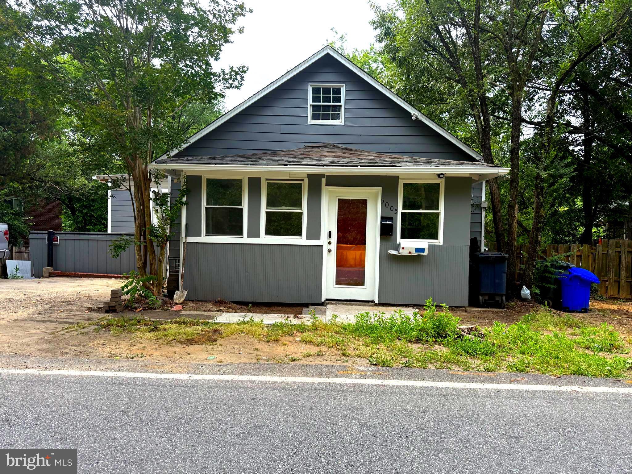 BLADENSBURG - Residential