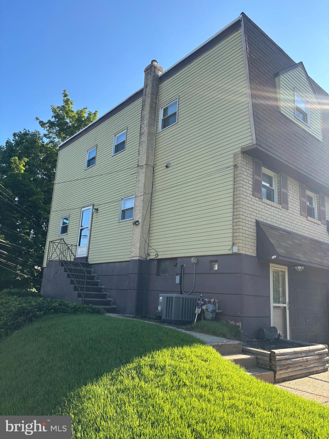 NORRIS HILLS CT - Residential