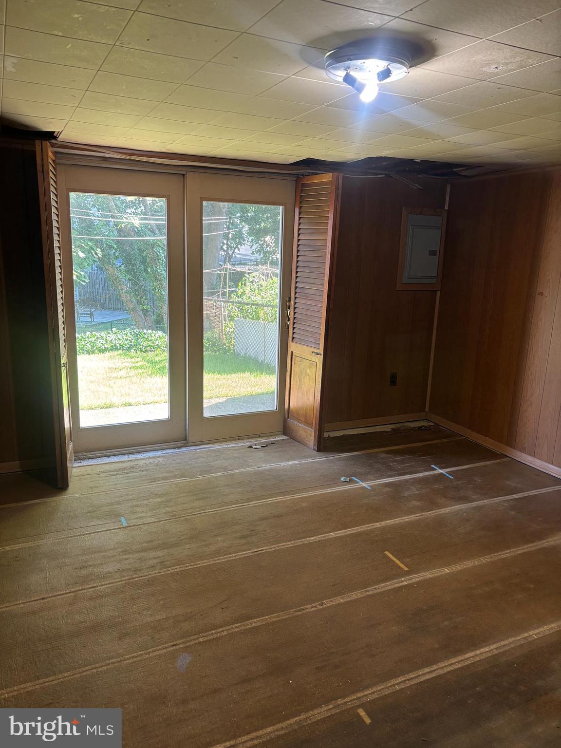 NORRIS HILLS CT - Residential