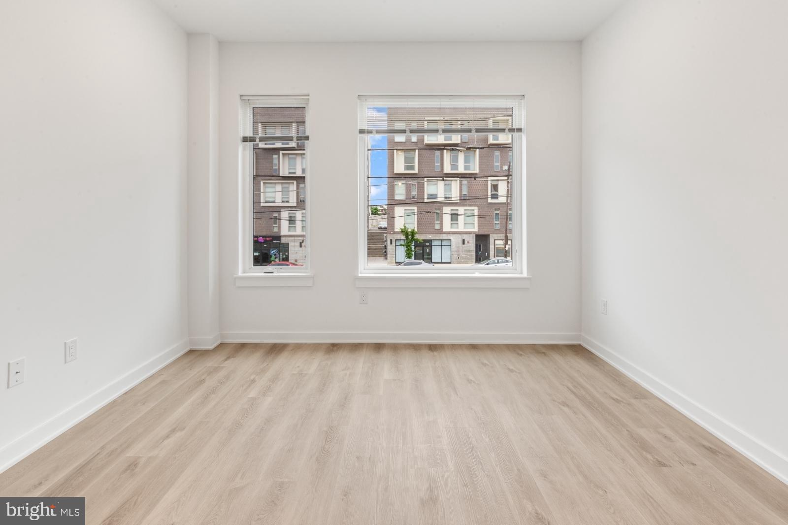 EAST KENSINGTON - Residential Lease