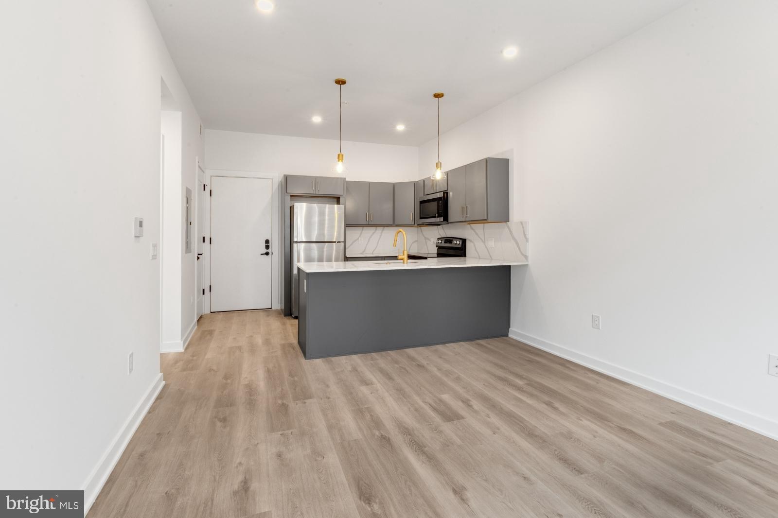 EAST KENSINGTON - Residential Lease