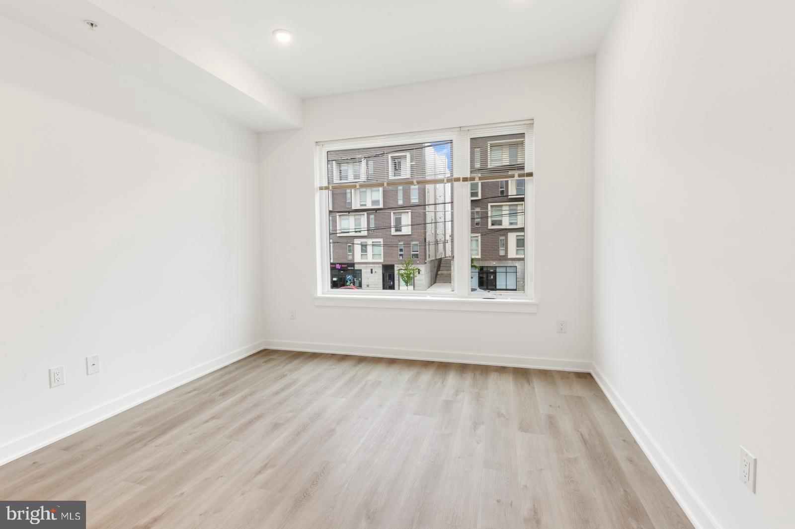 EAST KENSINGTON - Residential Lease