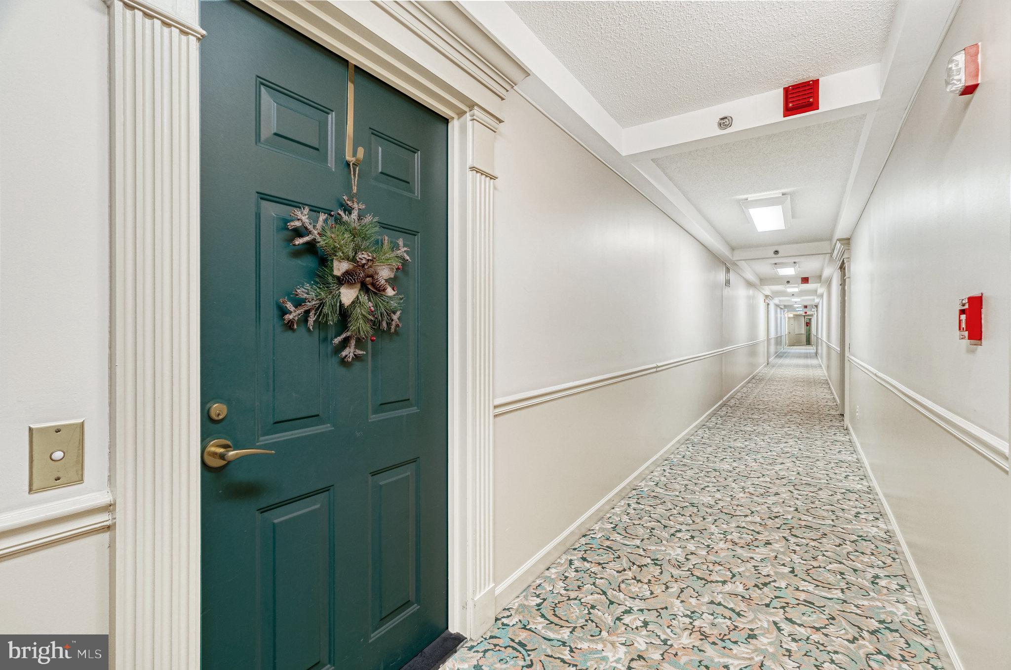 LANSDOWNE WOODS - Residential