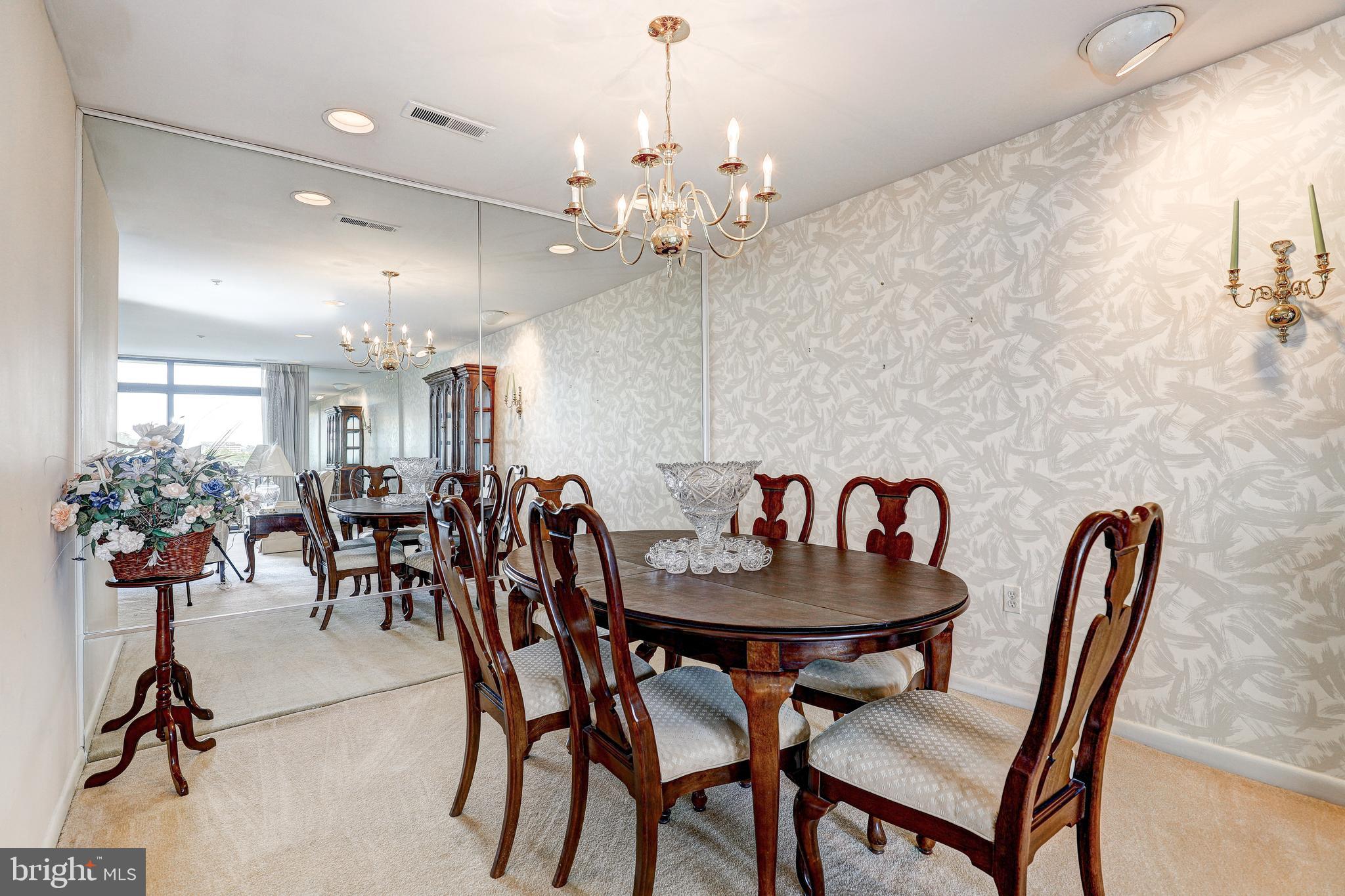 DULANEY TOWERS - Residential