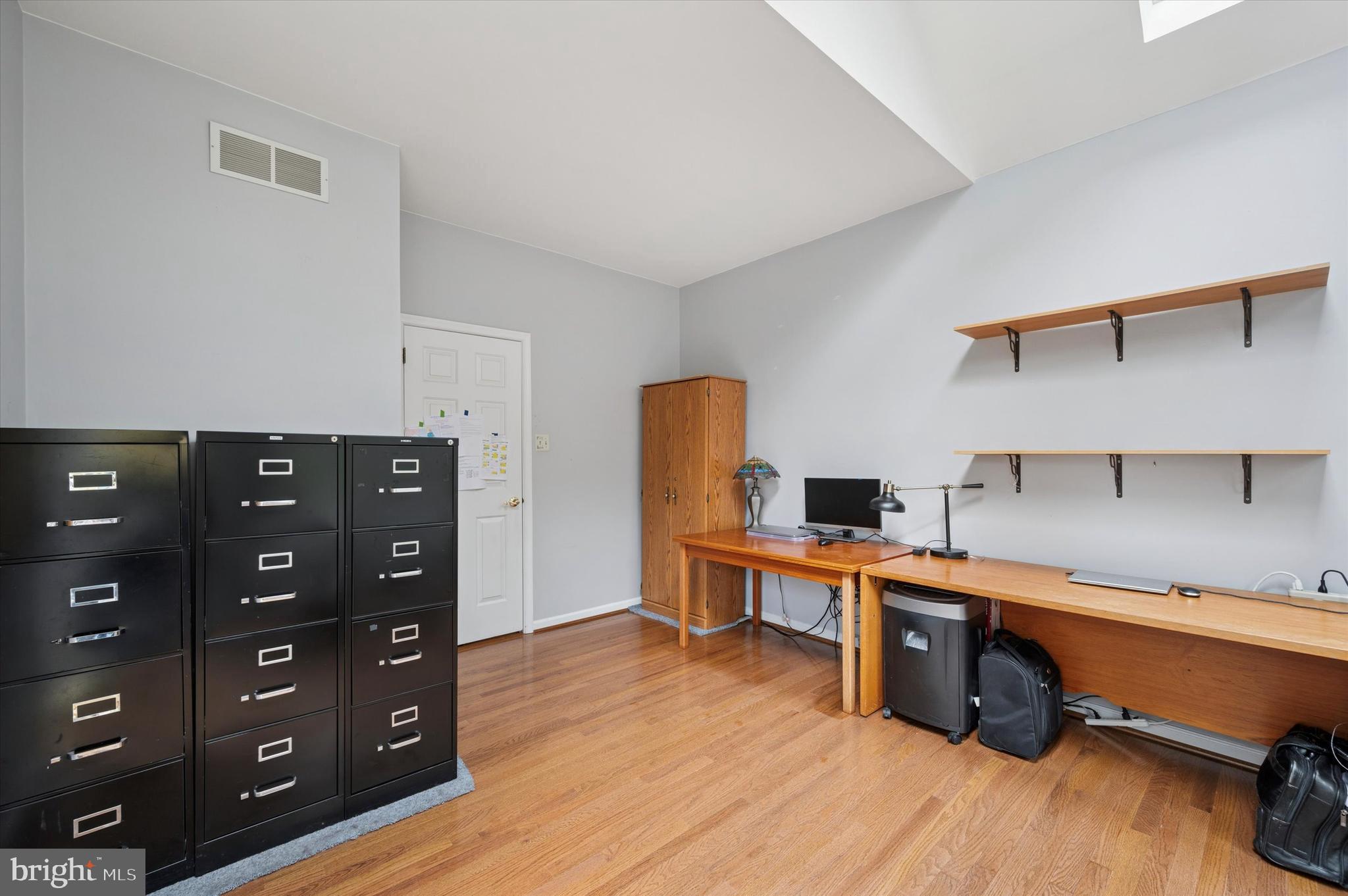 OAKS AT ROSE TREE - Residential