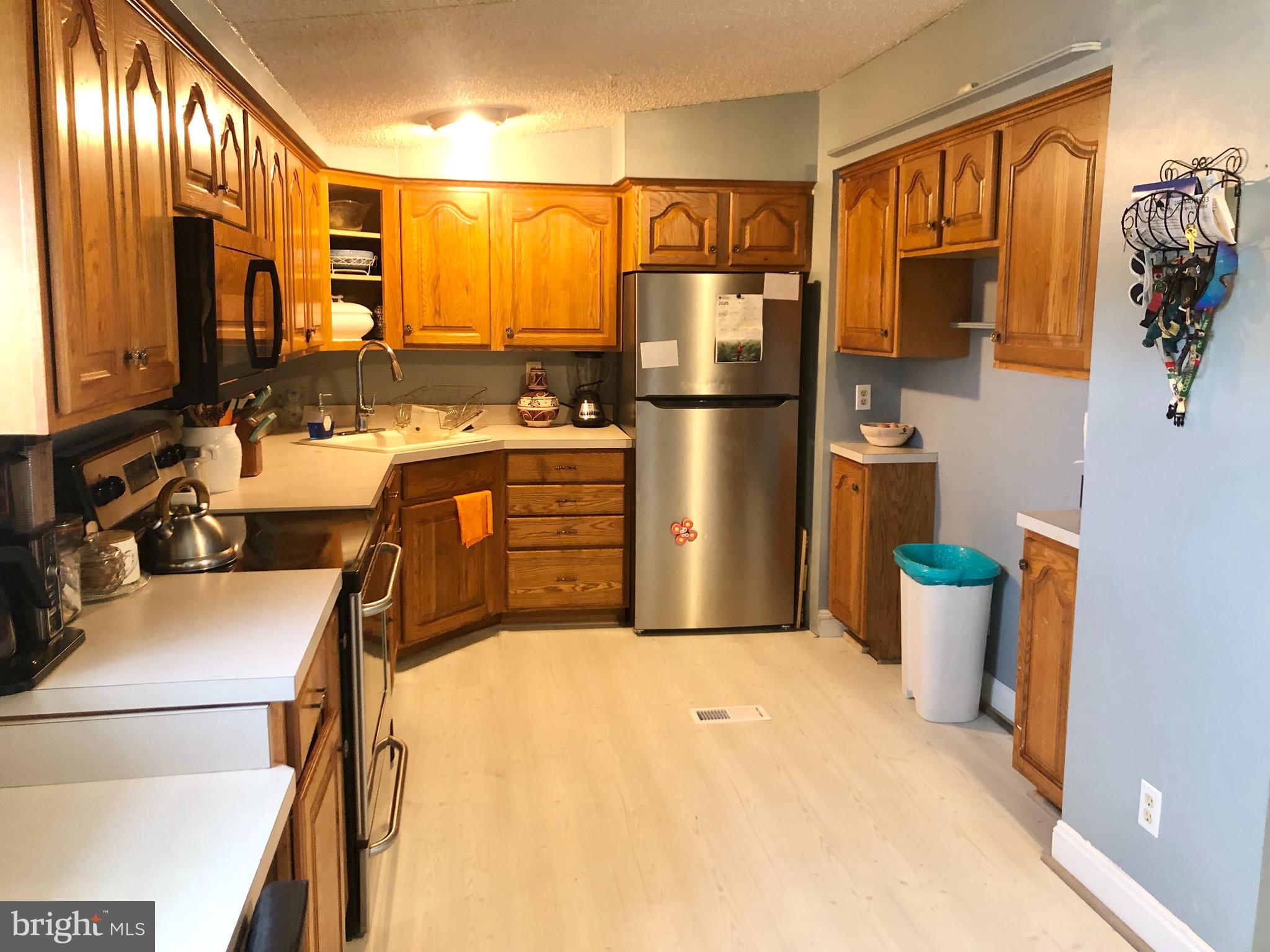 HIGHLAND MANOR - Residential