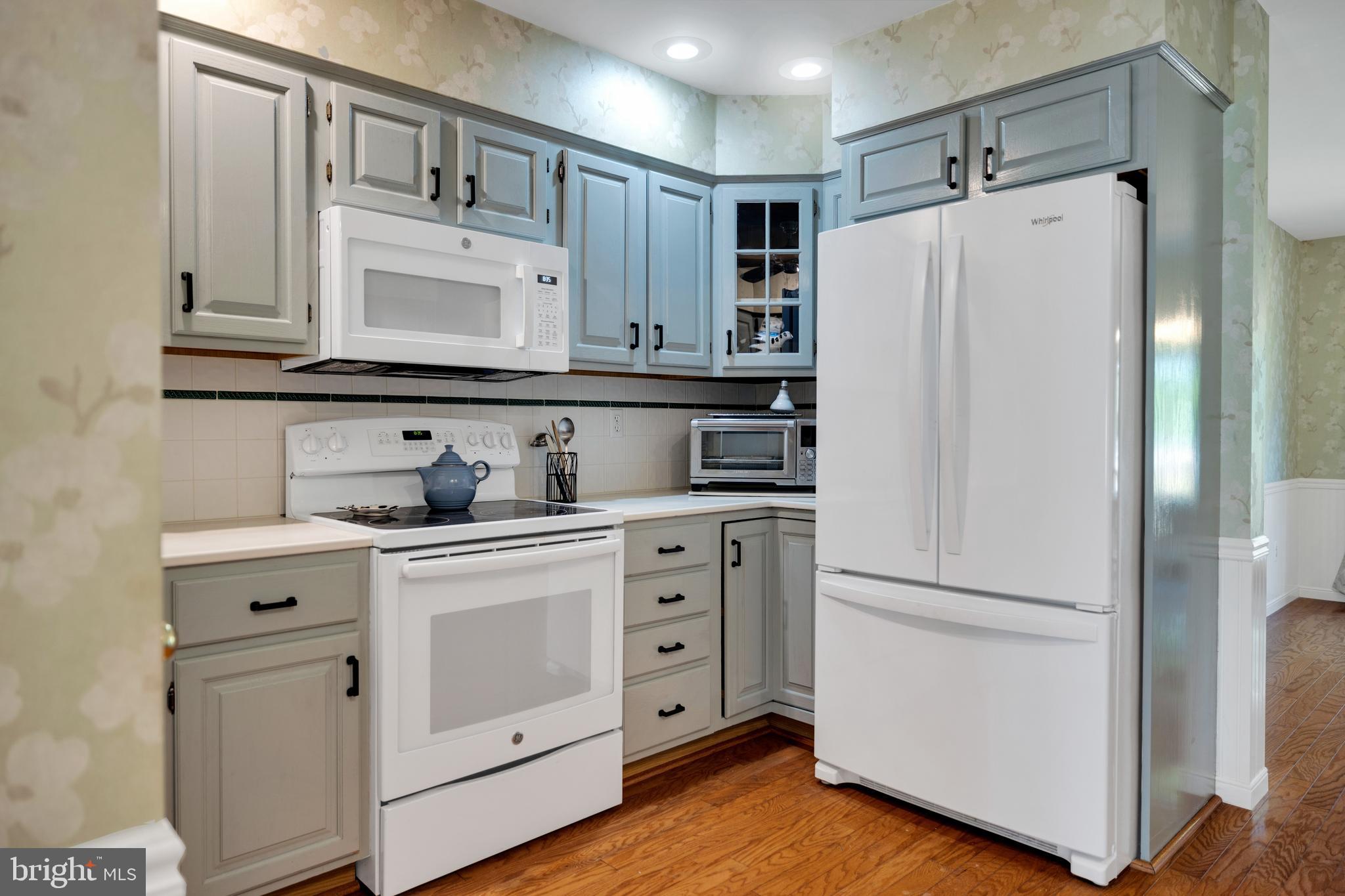 WILSHIRE MEADOWS - Residential
