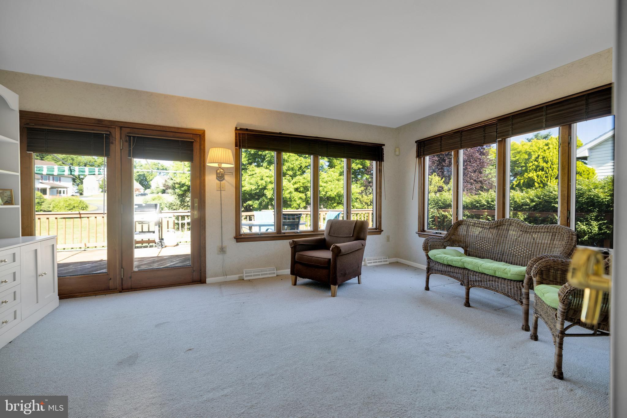 WILSHIRE MEADOWS - Residential