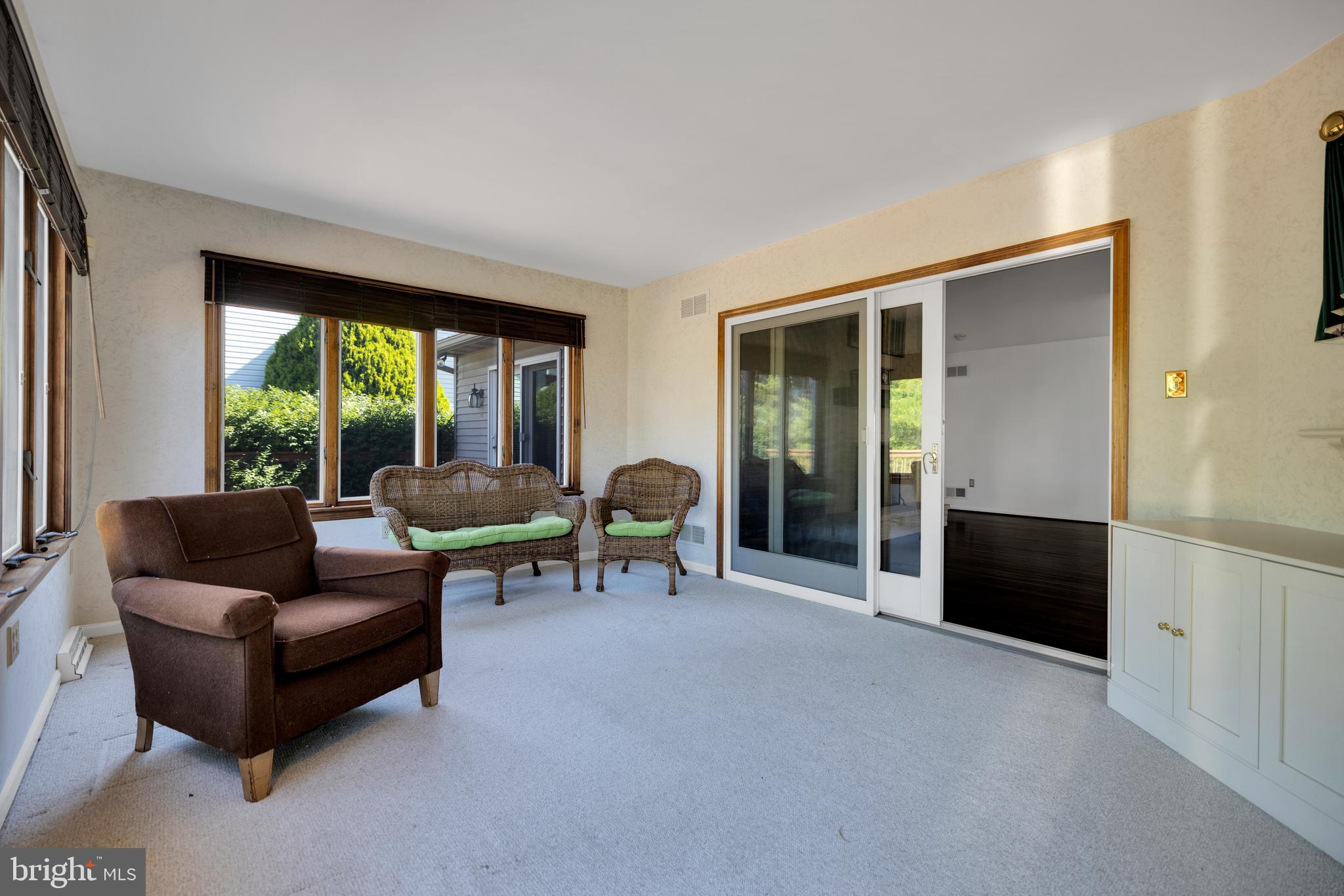WILSHIRE MEADOWS - Residential