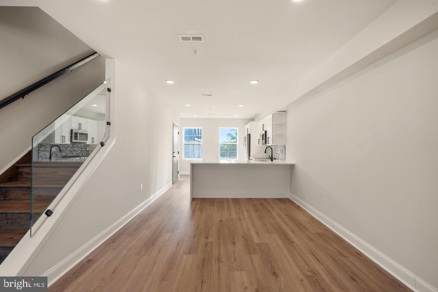 WYNNEFIELD HEIGHTS - Residential