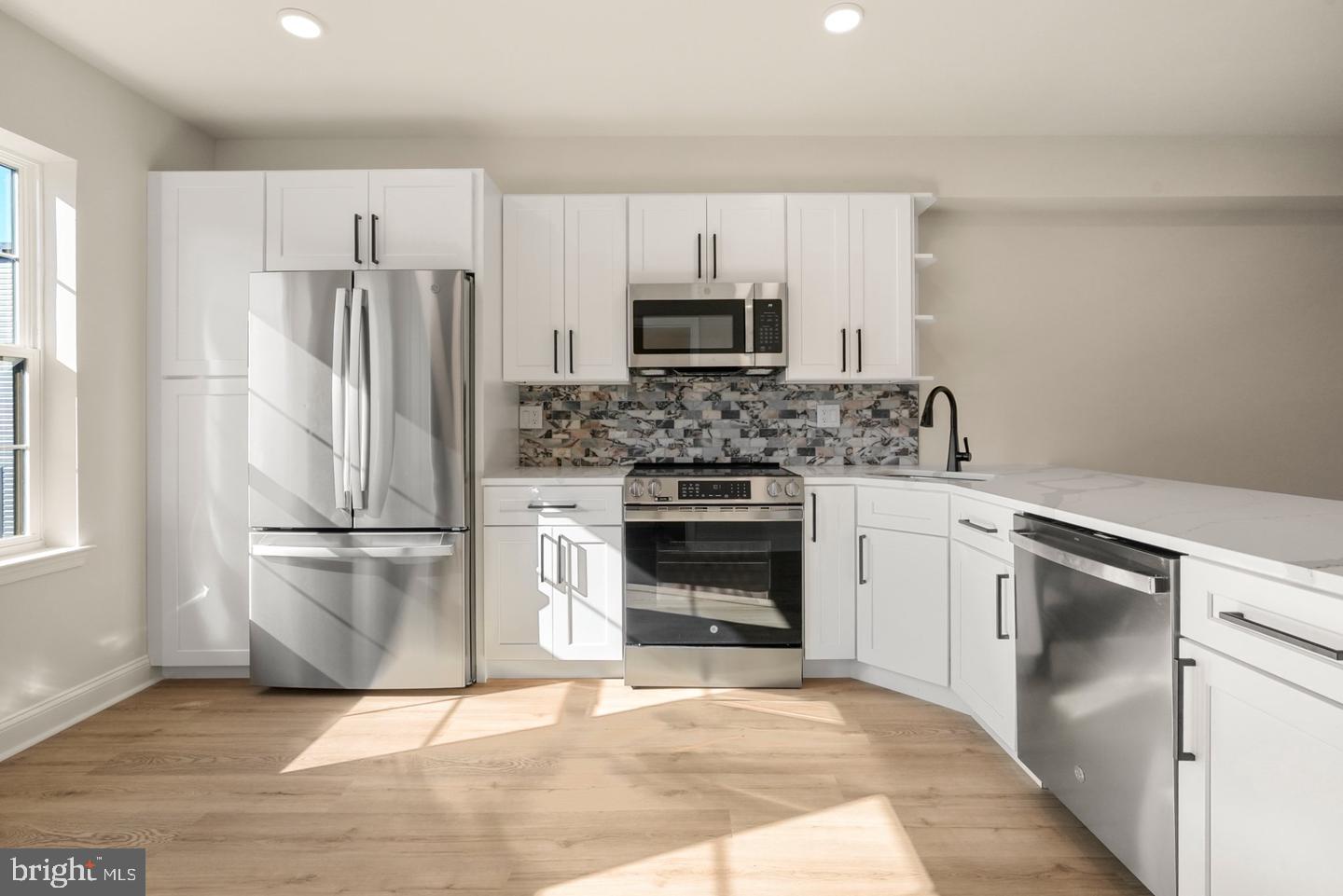 WYNNEFIELD HEIGHTS - Residential