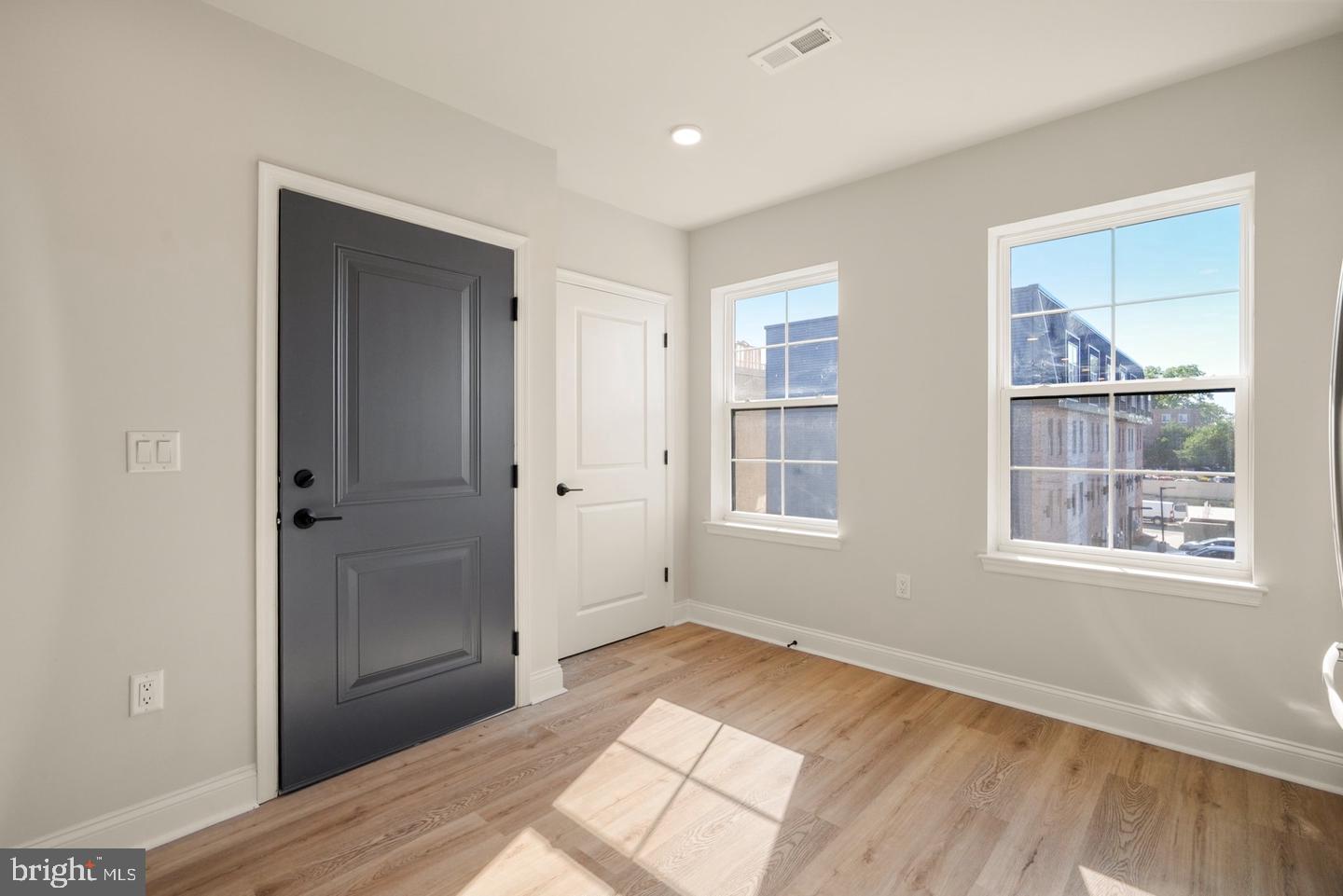 WYNNEFIELD HEIGHTS - Residential