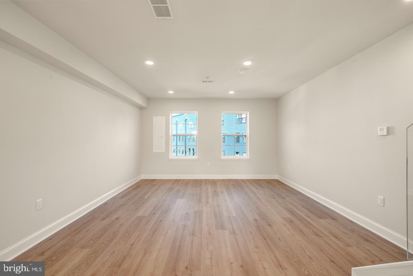 WYNNEFIELD HEIGHTS - Residential