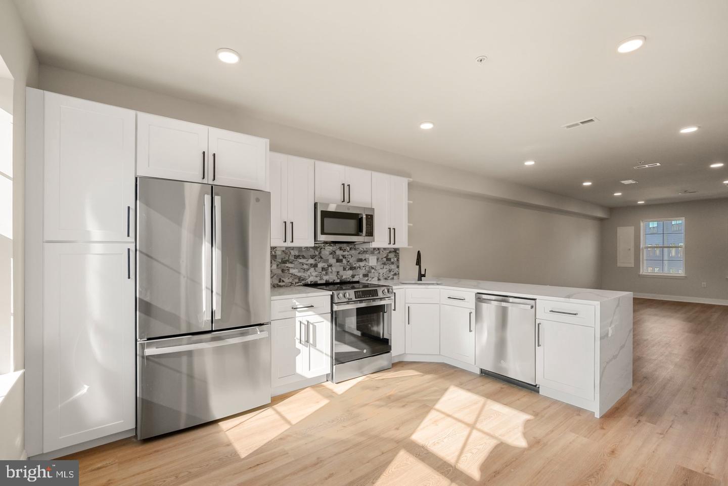 WYNNEFIELD HEIGHTS - Residential