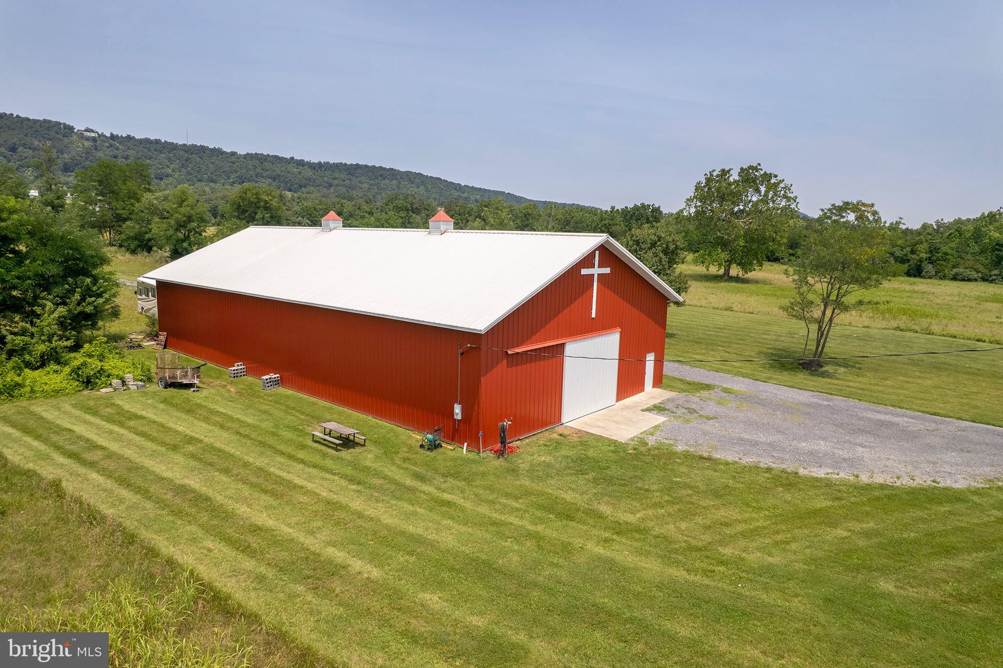 BELLEVILLE FARM - Residential