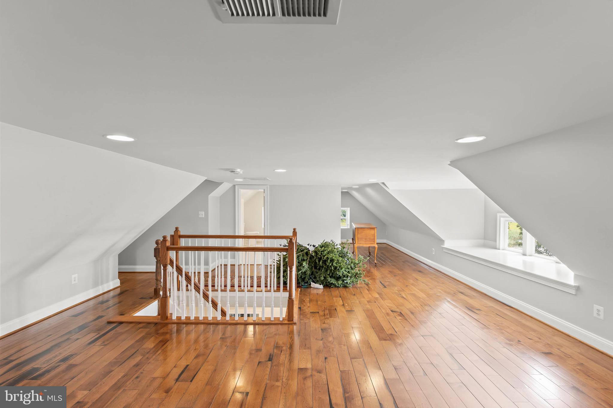 BELLEVILLE FARM - Residential