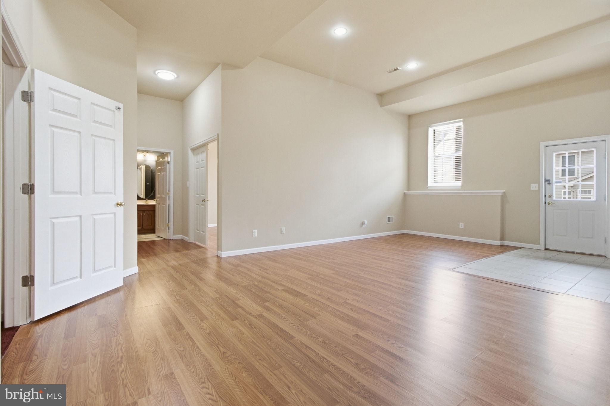 BLOOMS MILL - Residential