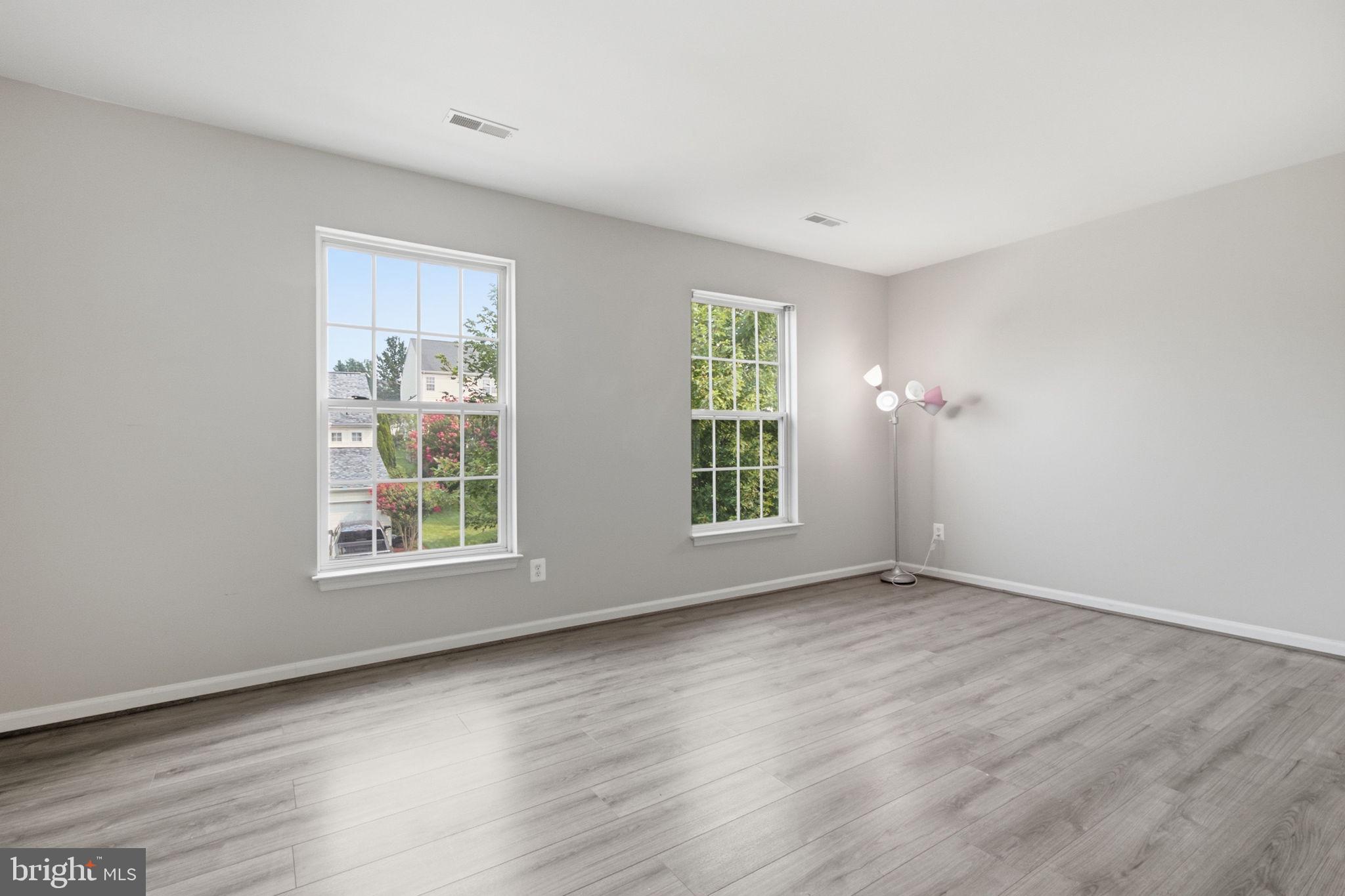 BLOOMS MILL - Residential