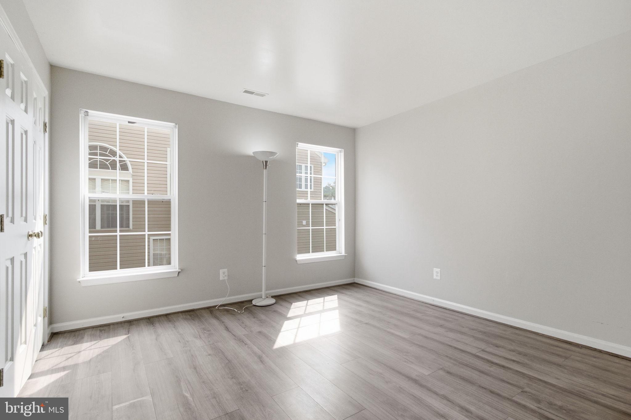 BLOOMS MILL - Residential