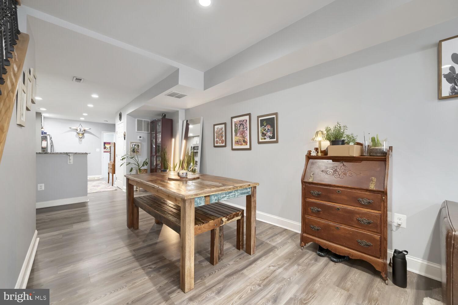 HIGHLANDTOWN - Residential