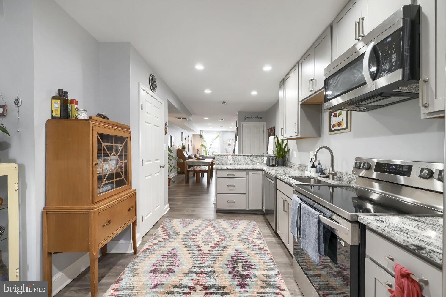 HIGHLANDTOWN - Residential