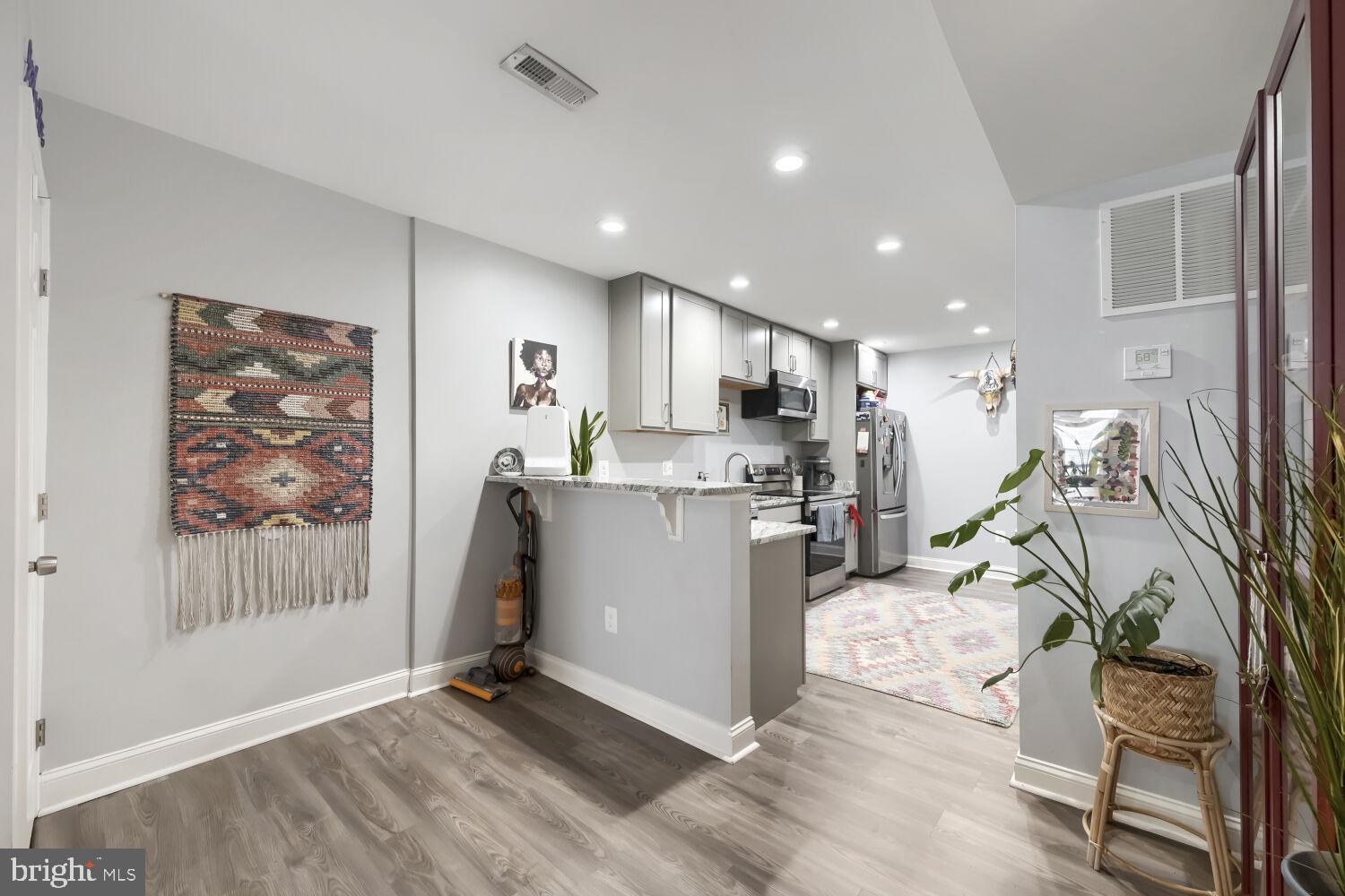 HIGHLANDTOWN - Residential