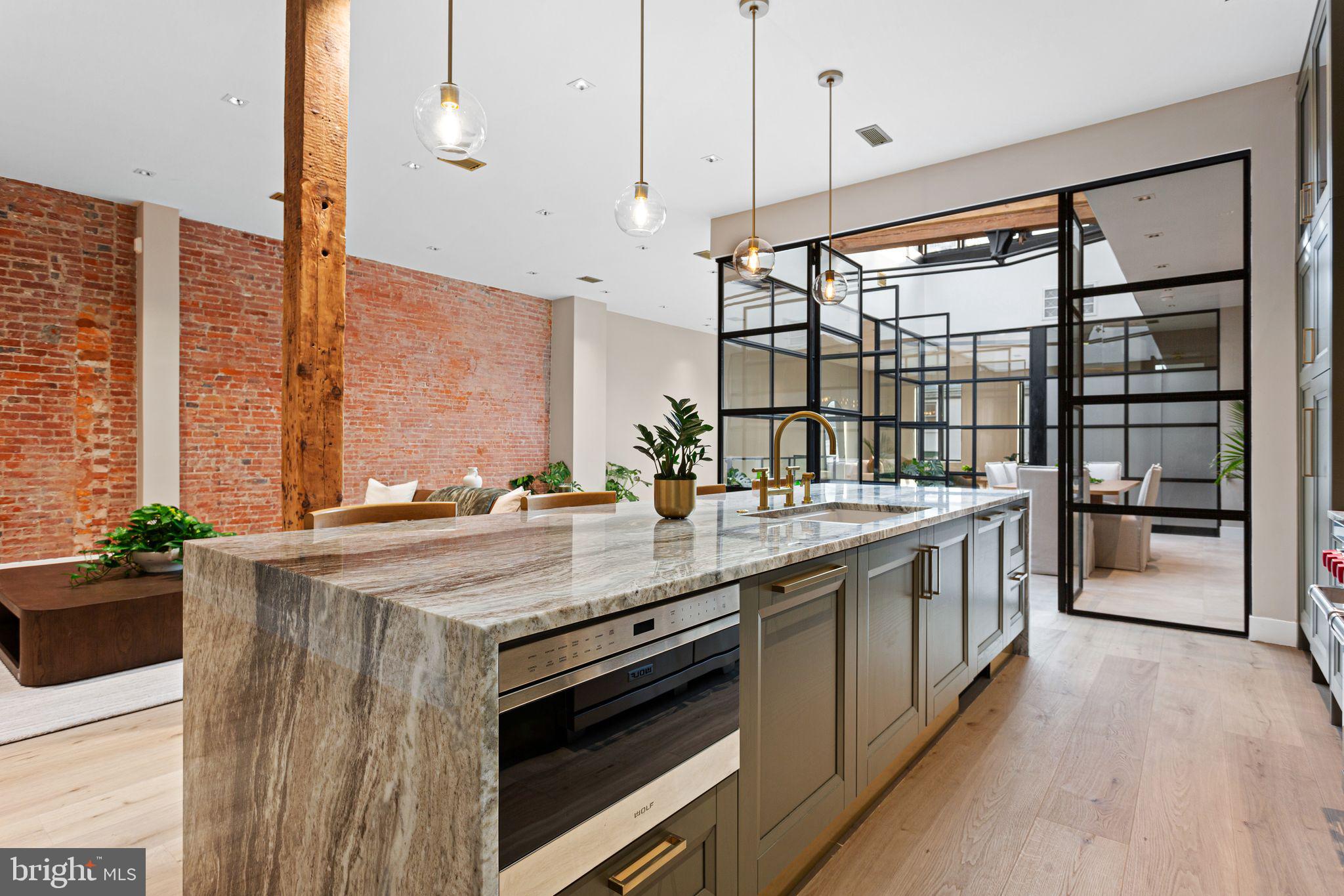 RITTENHOUSE SQUARE - Residential