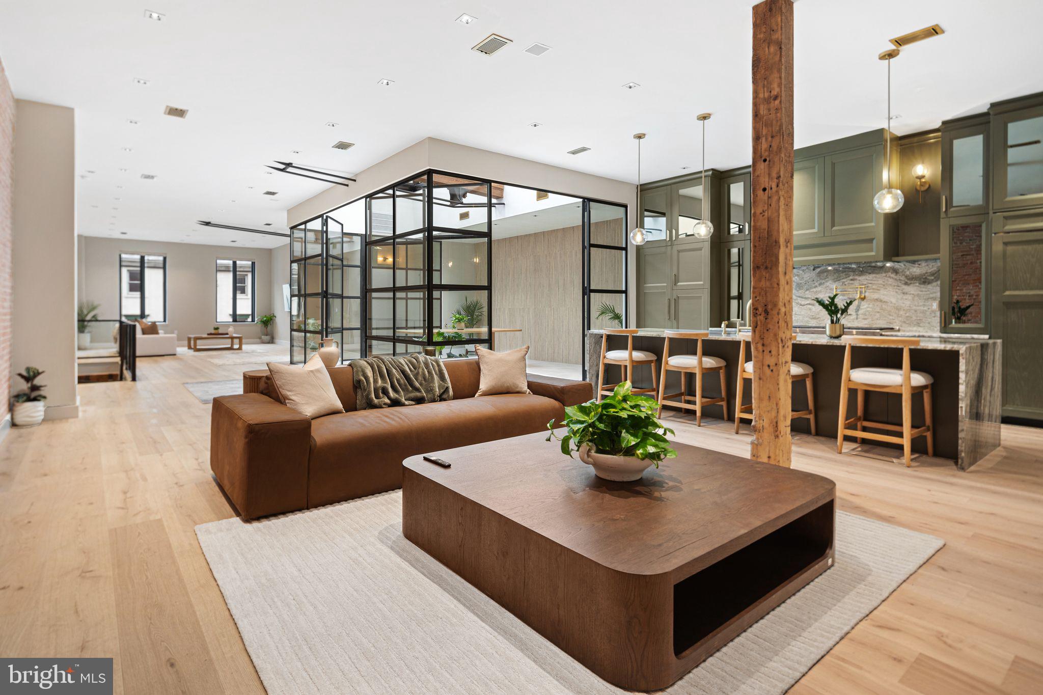 RITTENHOUSE SQUARE - Residential