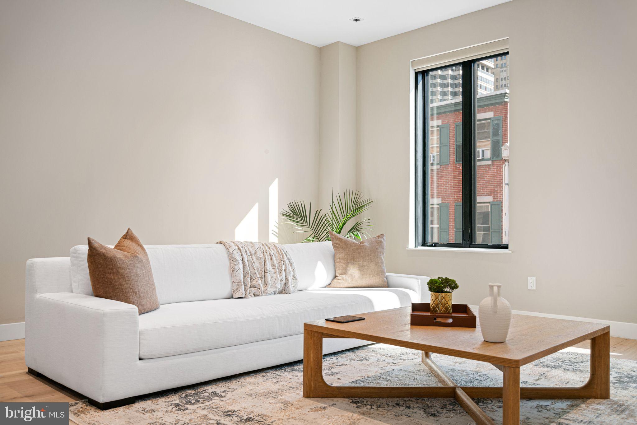RITTENHOUSE SQUARE - Residential