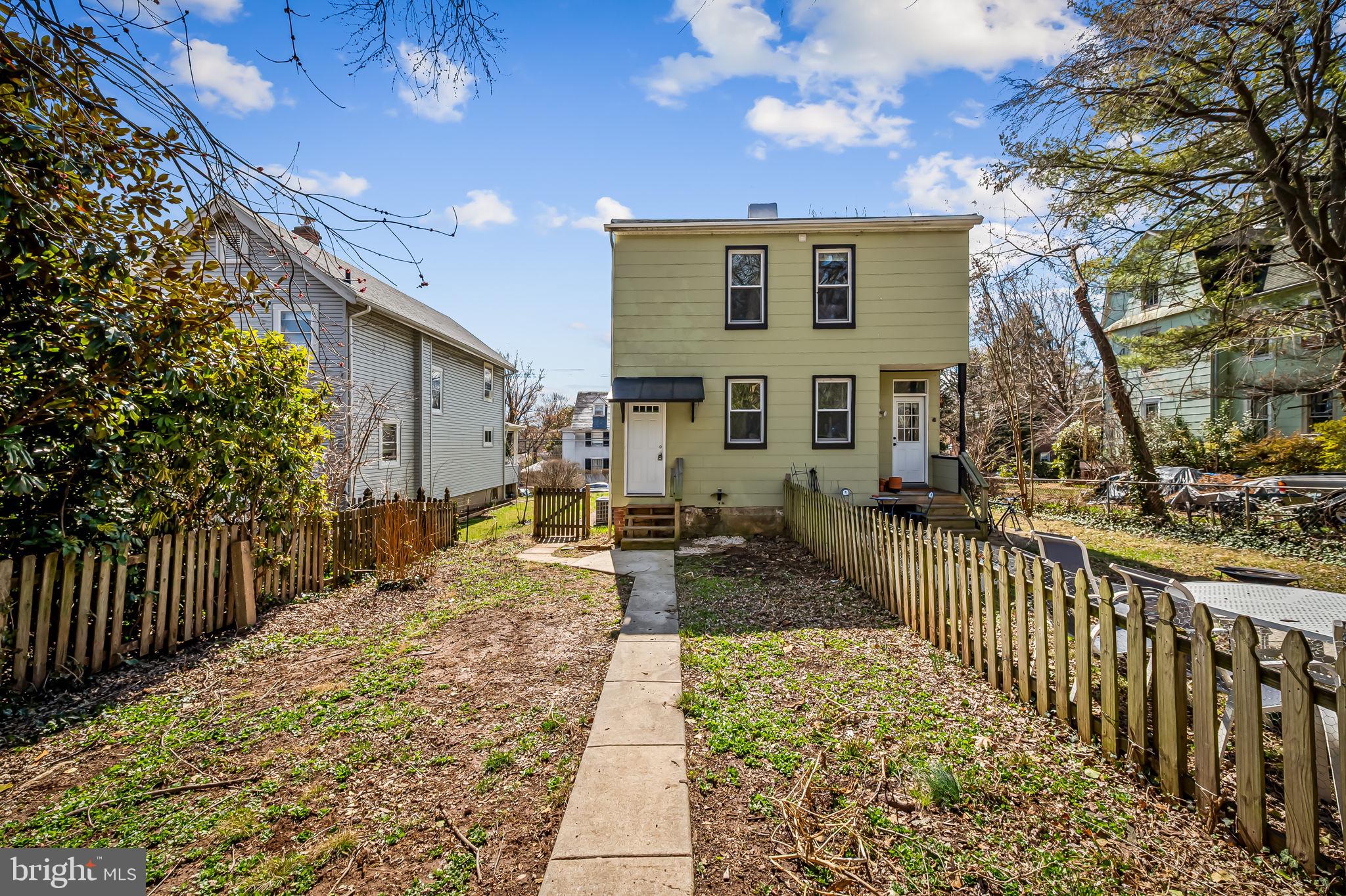 ROLAND PARK - Residential