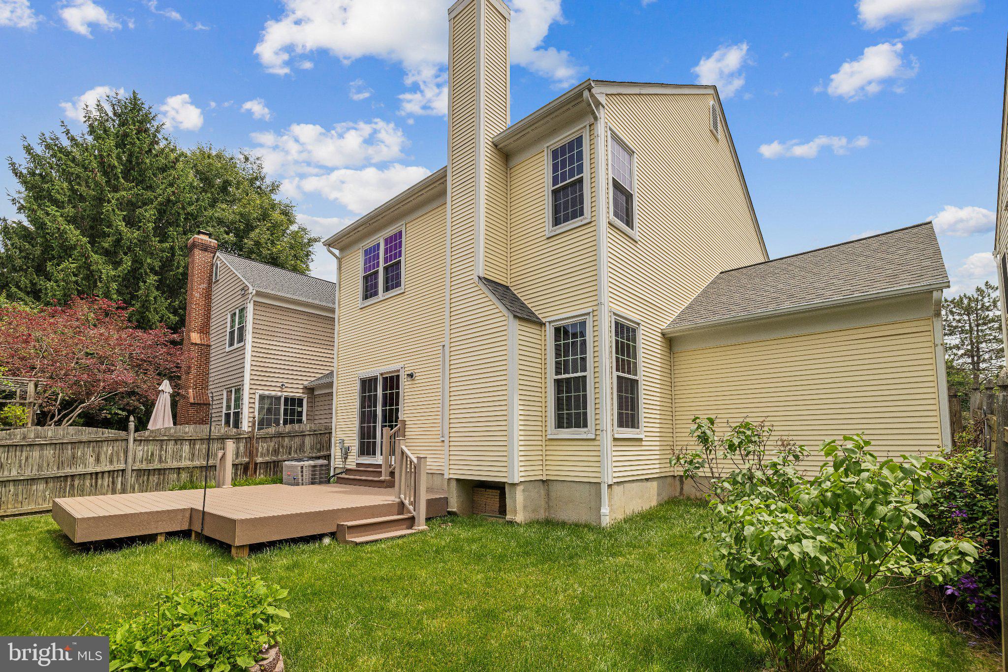 MONTGOMERY VILLAGE - Residential