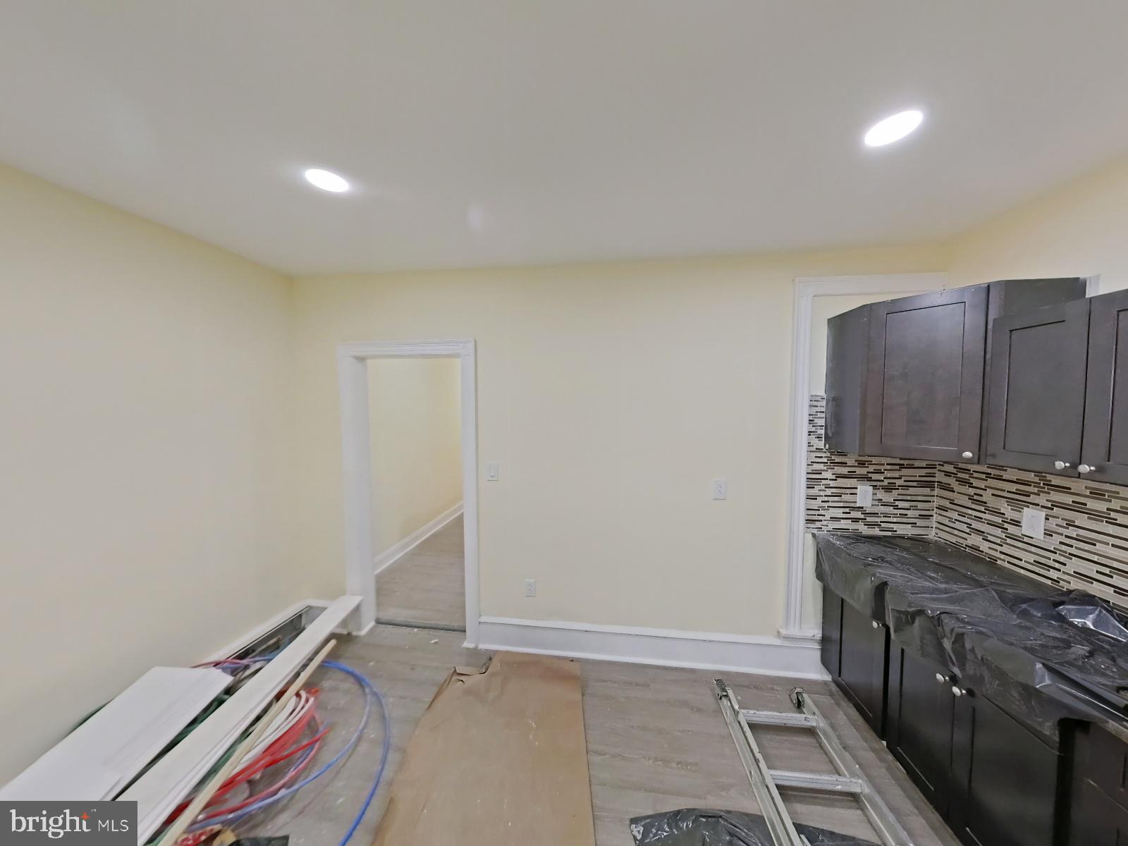 OAK LANE - Residential