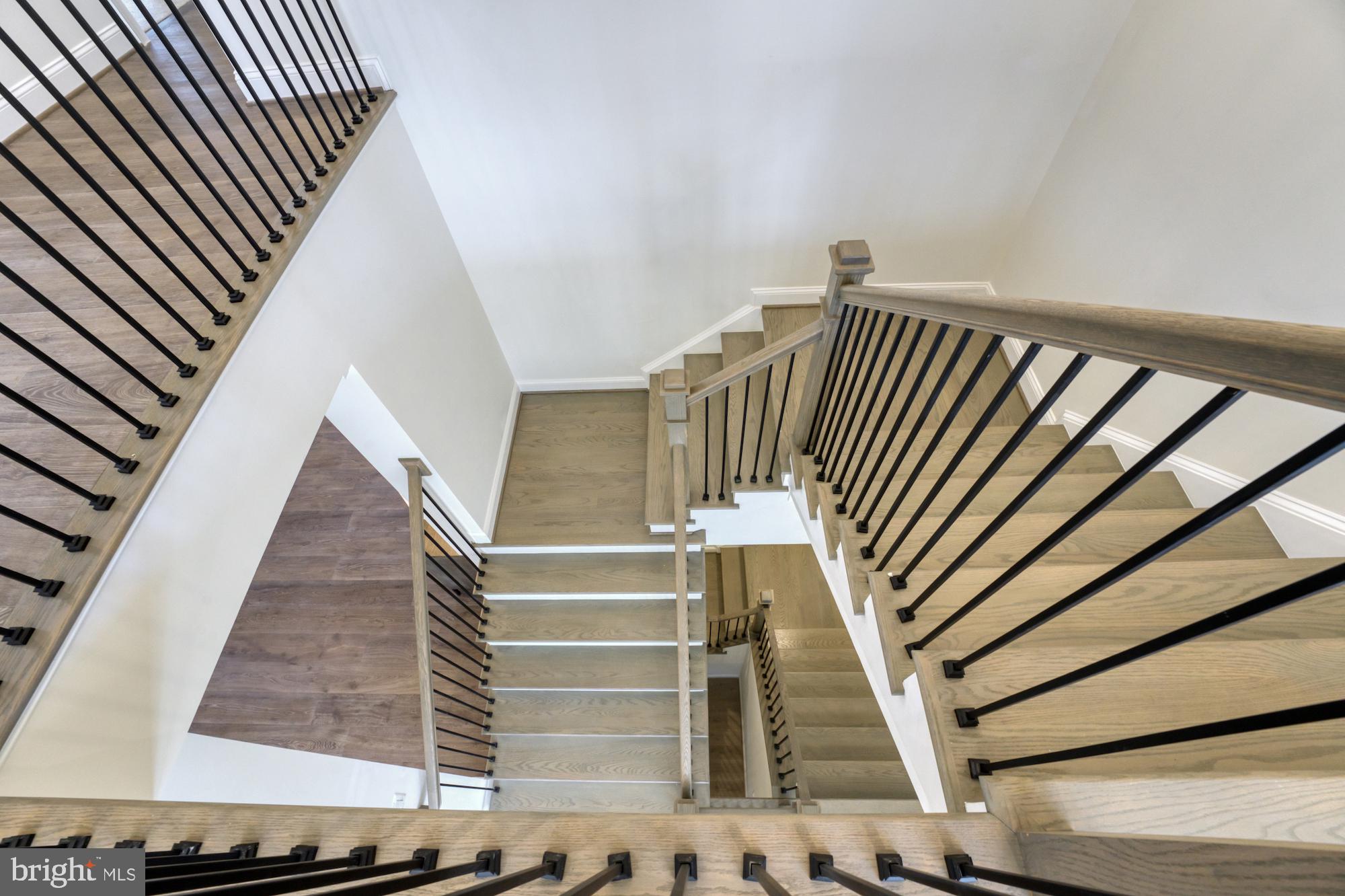ROLLING RIDGE - Residential