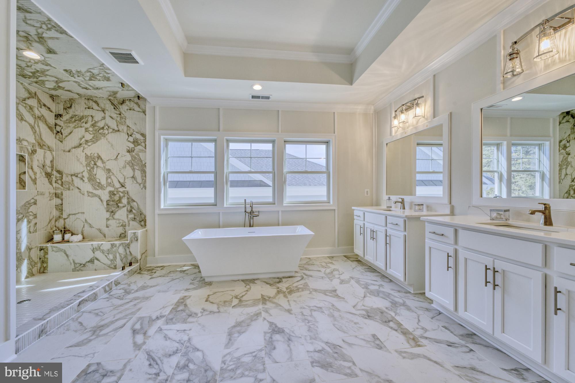 ROLLING RIDGE - Residential
