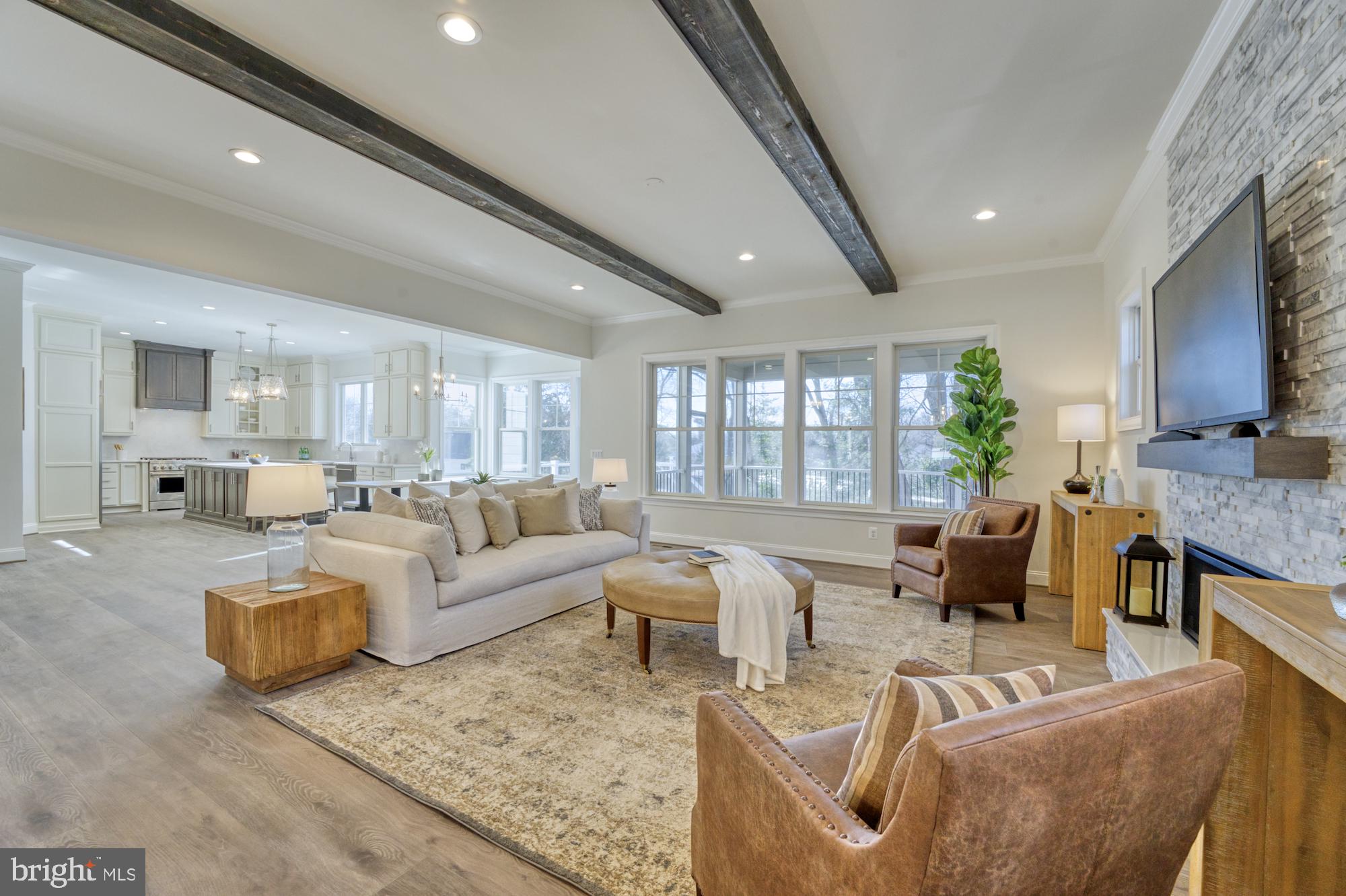ROLLING RIDGE - Residential