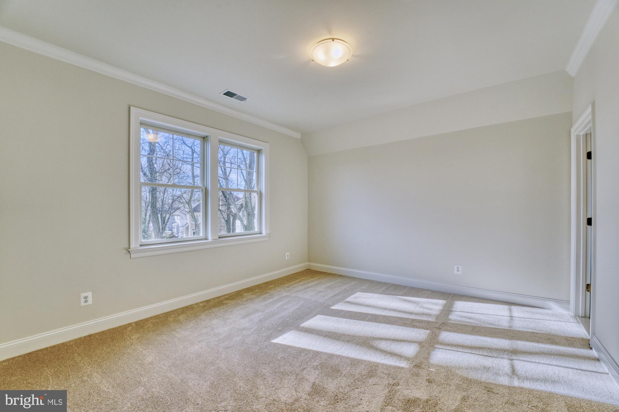 ROLLING RIDGE - Residential