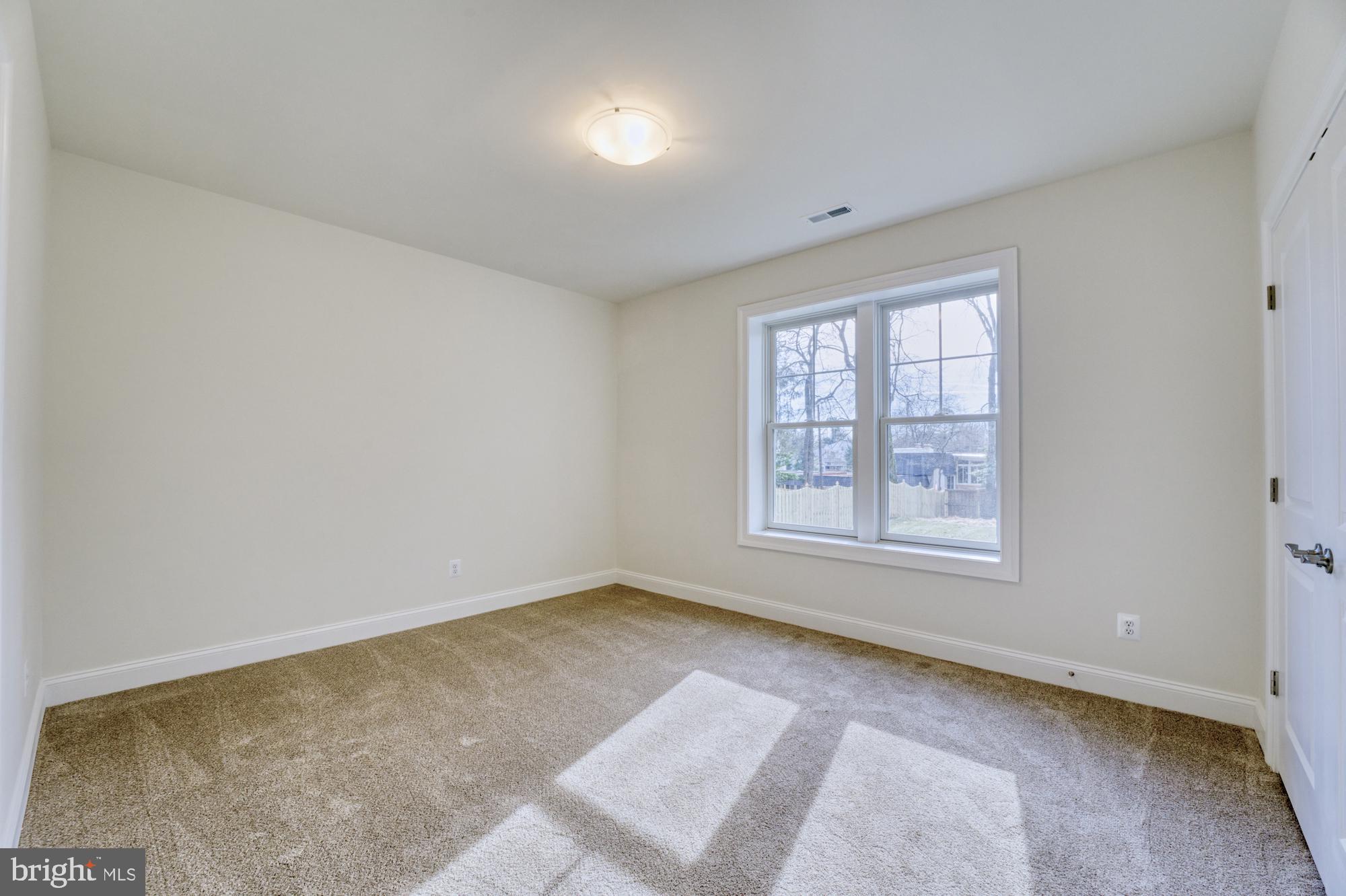 ROLLING RIDGE - Residential