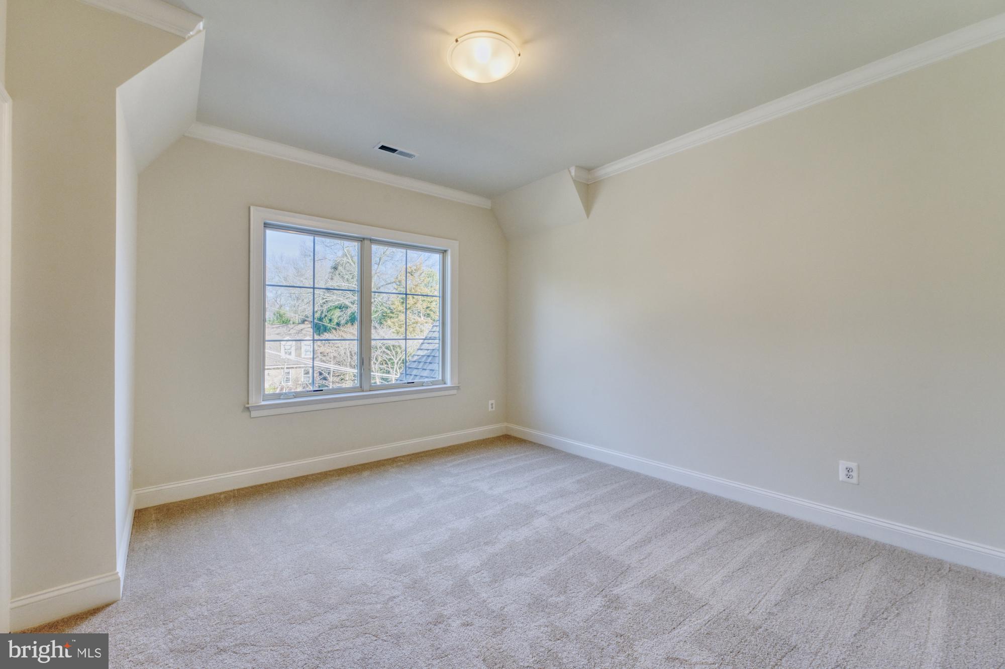 ROLLING RIDGE - Residential