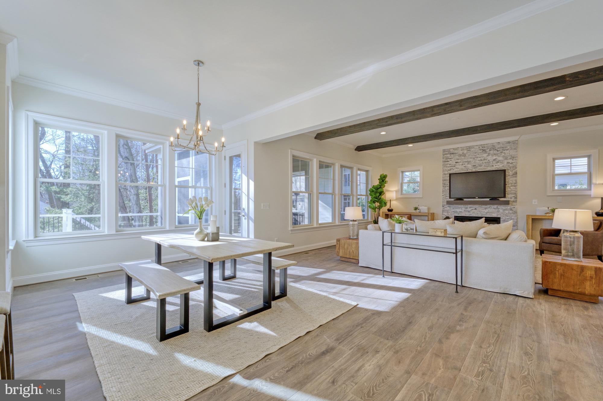 ROLLING RIDGE - Residential