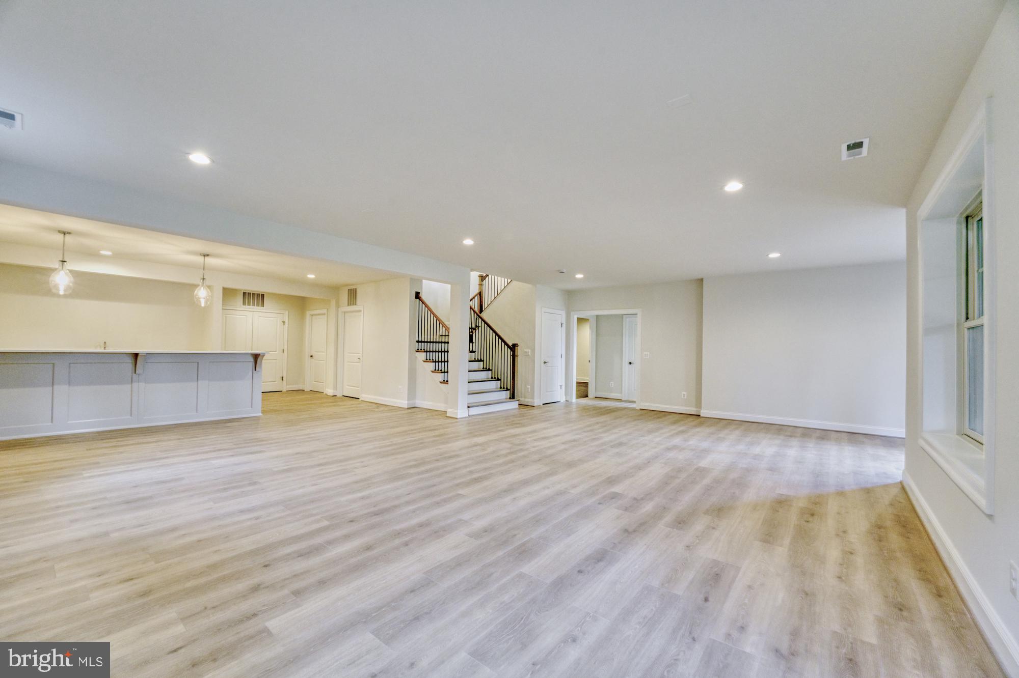 ROLLING RIDGE - Residential