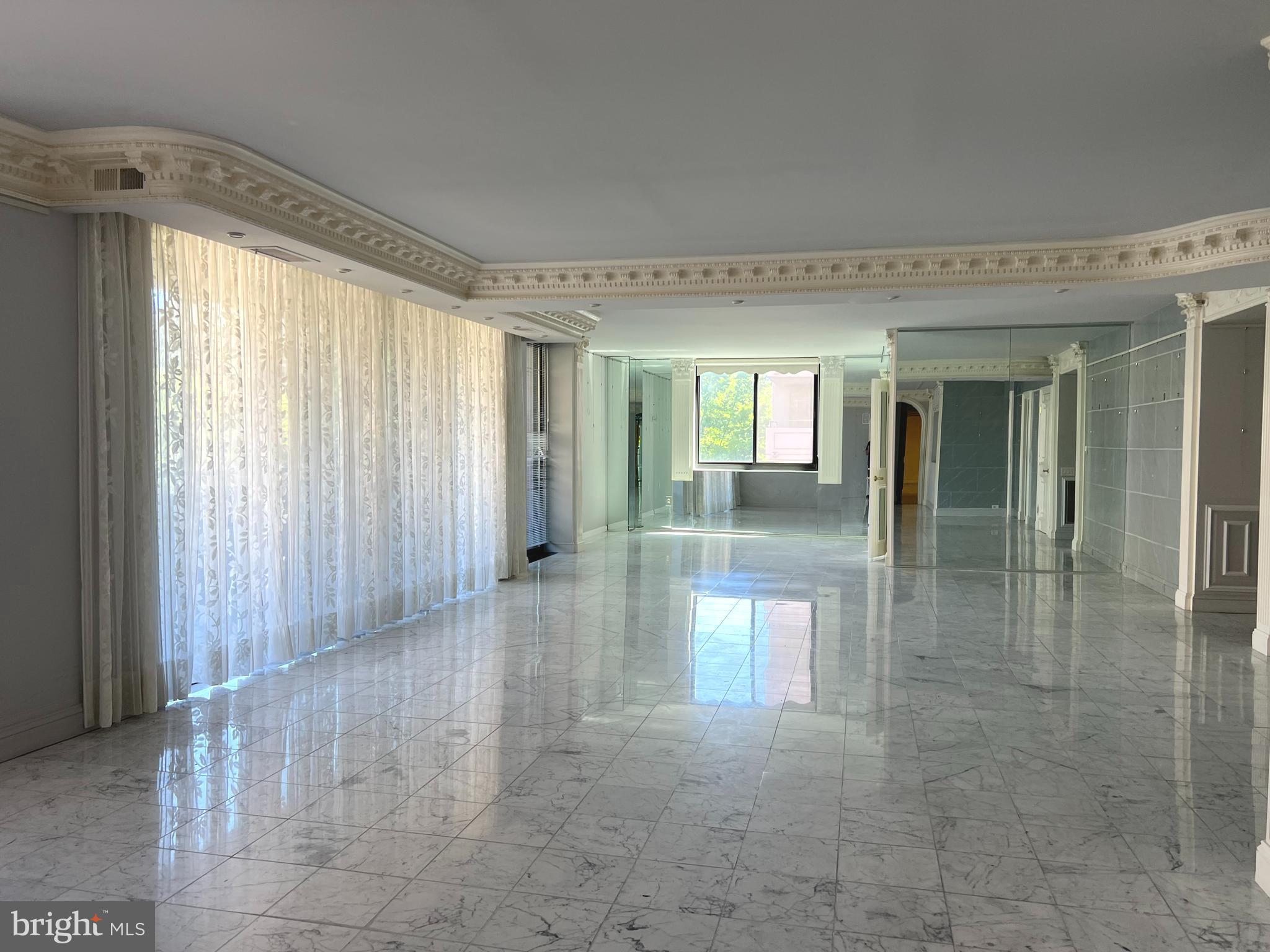 FRIENDSHIP HEIGHTS - Residential