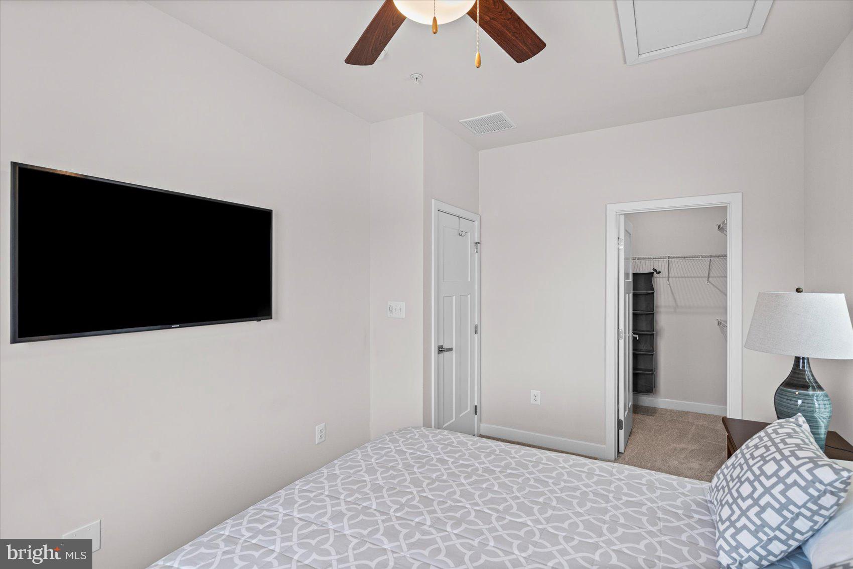 GREENLEIGH AT CROSSROADS - Residential