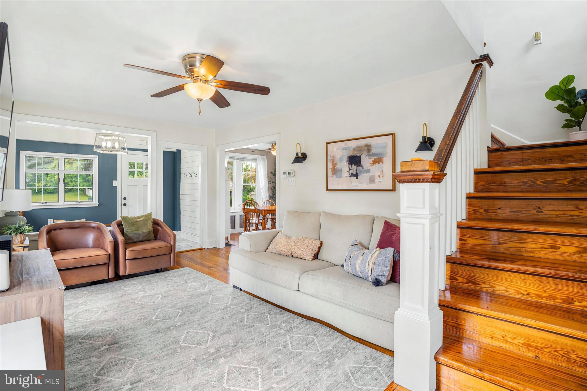 KING MANOR - Residential
