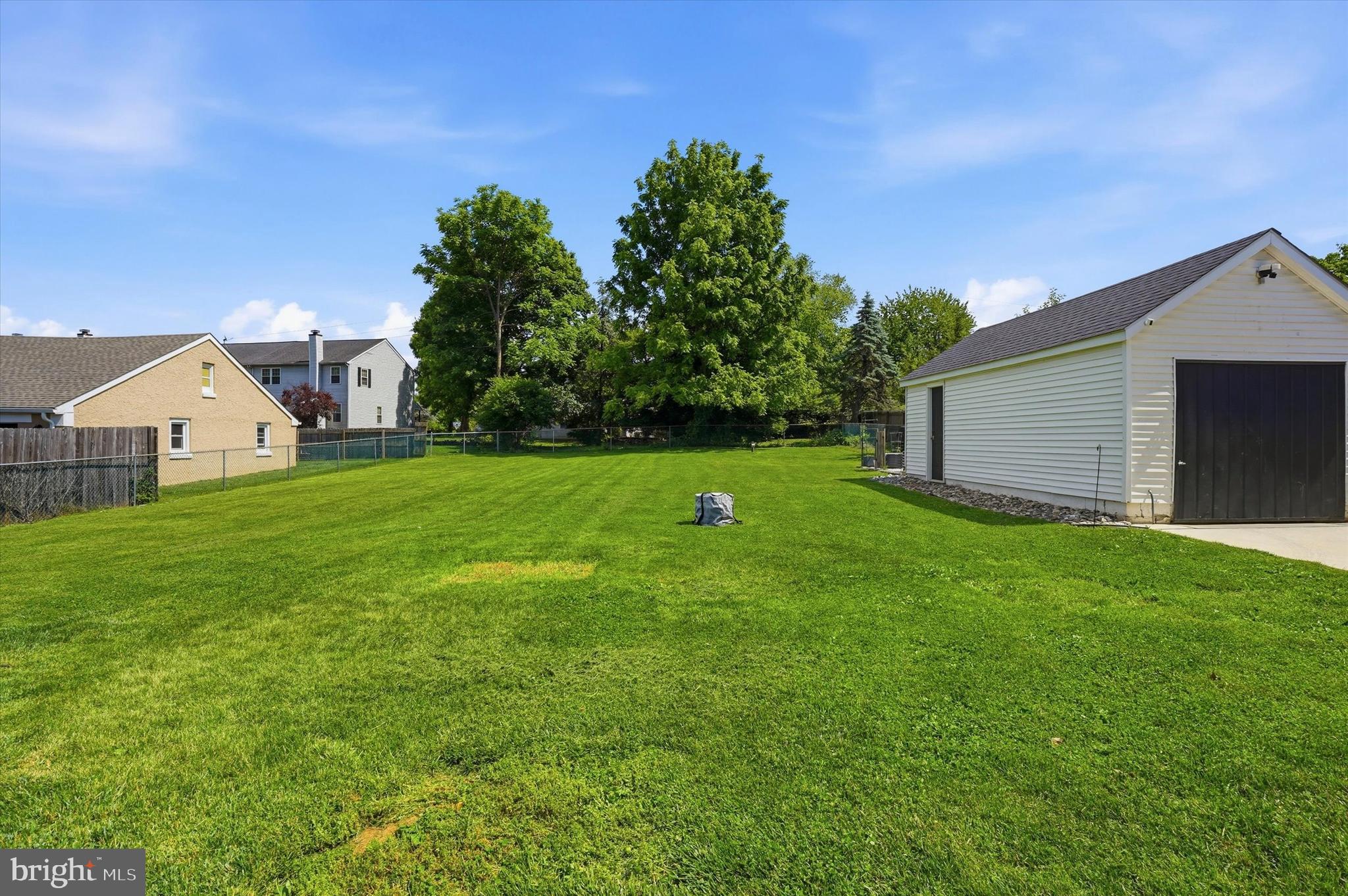 KING MANOR - Residential