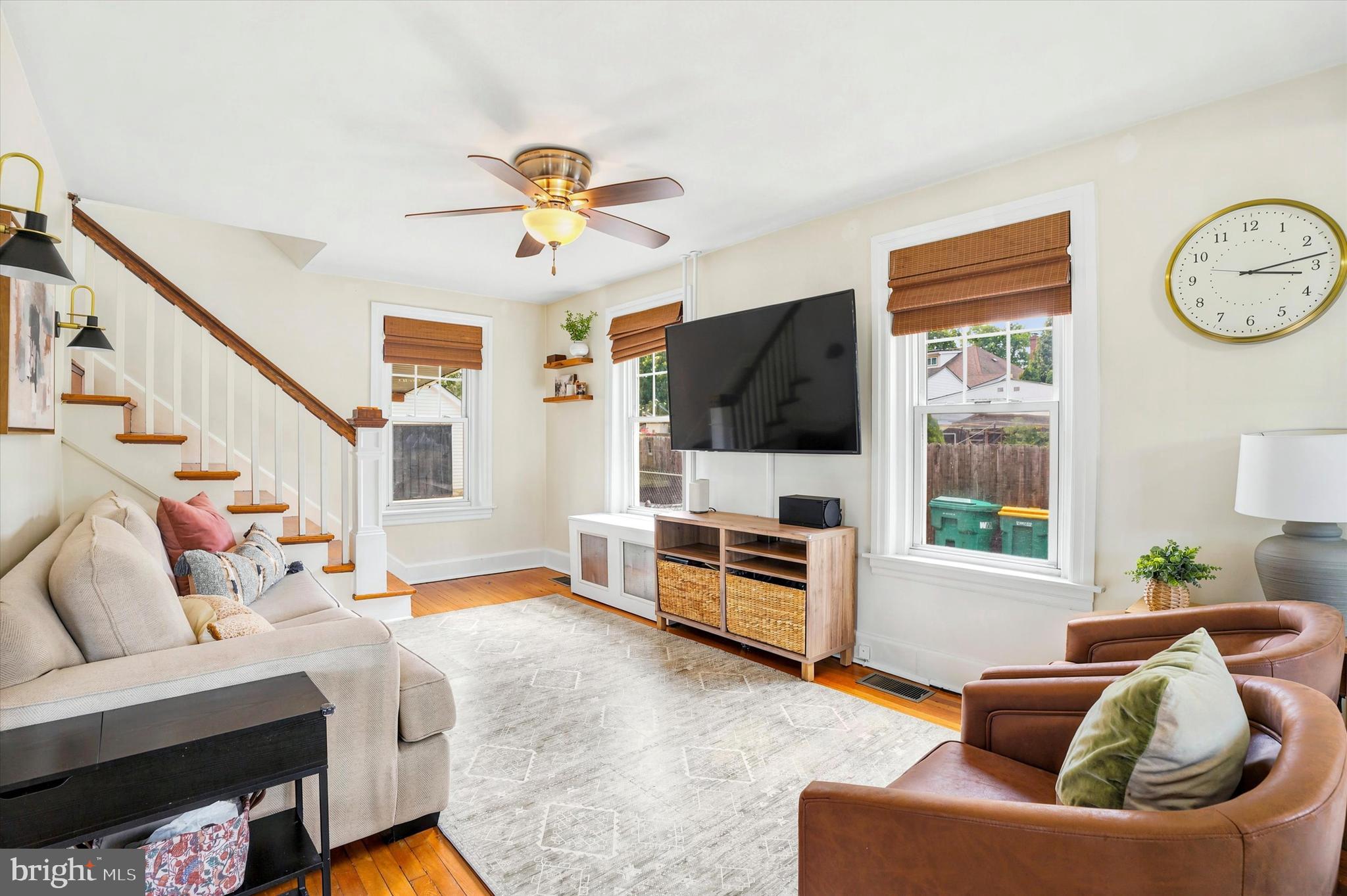 KING MANOR - Residential