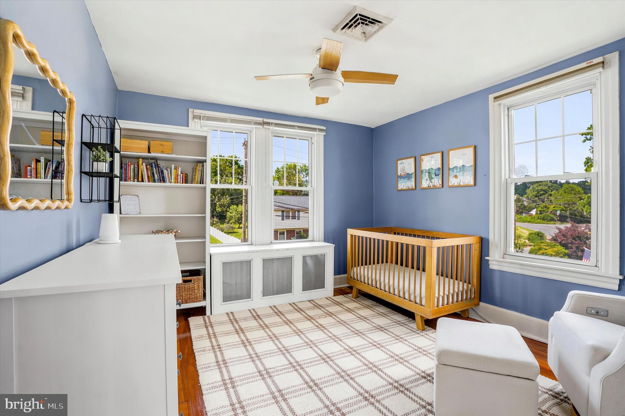 KING MANOR - Residential