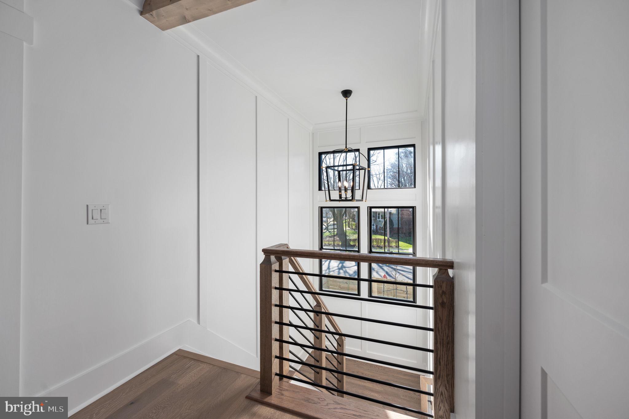 VIENNA WOODS - Residential