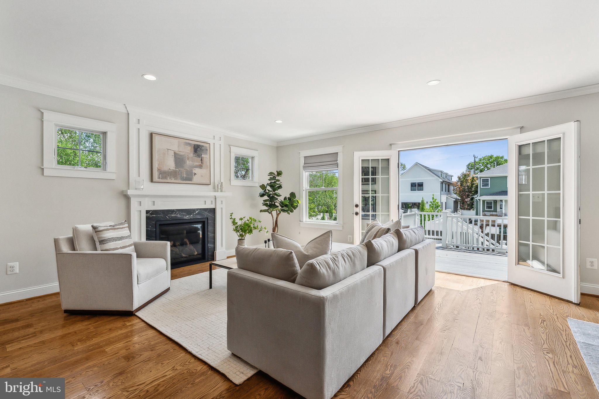 DEL RAY - Residential