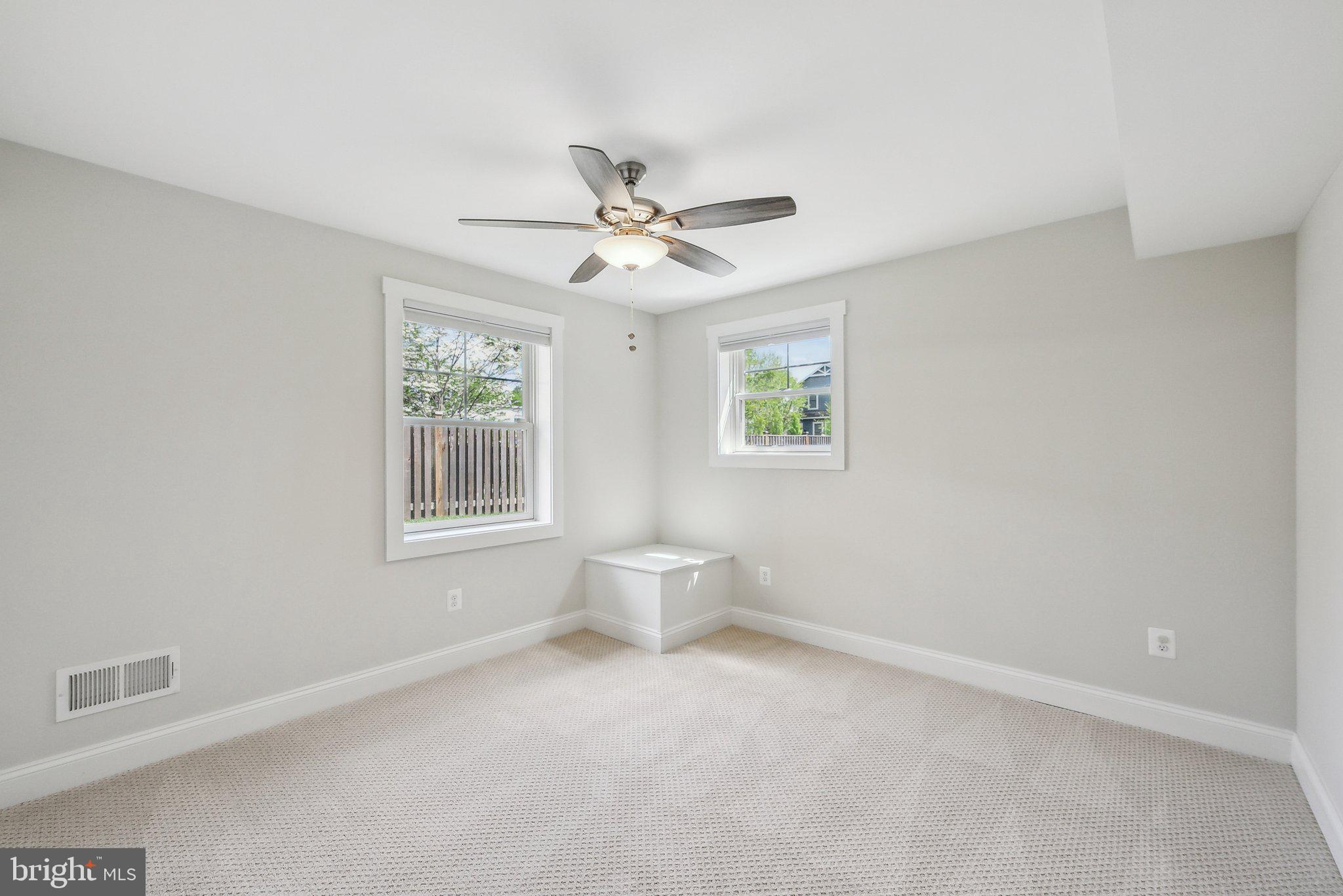 DEL RAY - Residential